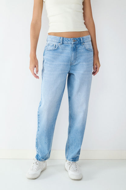 Jeans mom
