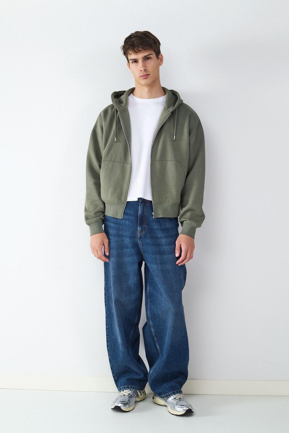 model_front full_4Rnq7zA0nrfgvYldX34DslrqXzy_preview.jpg