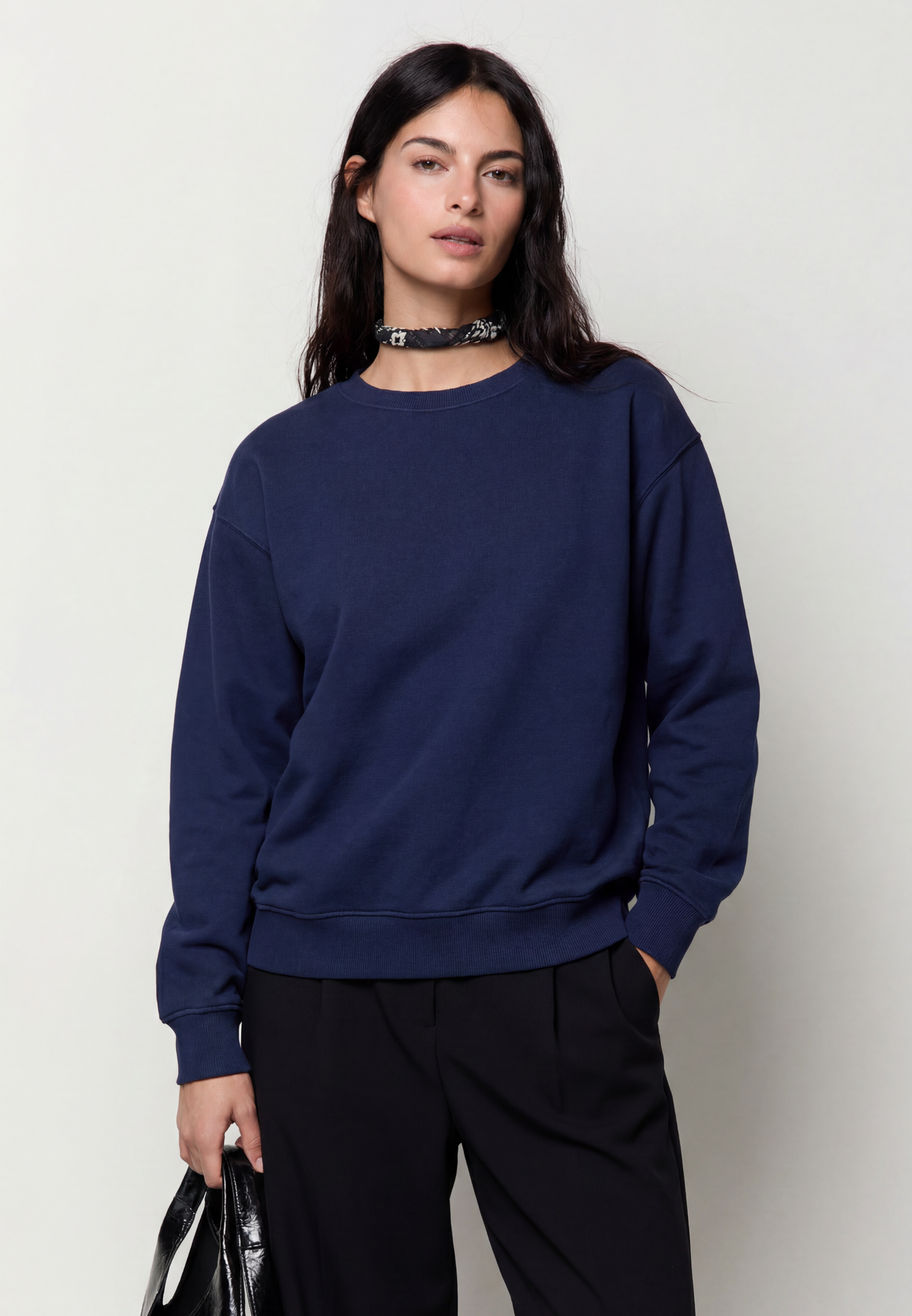 Sudadera básica cuello redondo