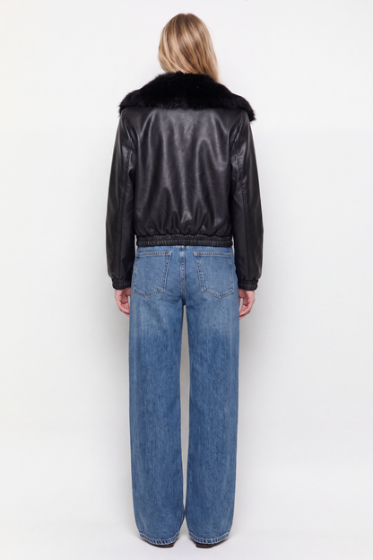 BOMBER EFECTO PIEL CUELLO PELO