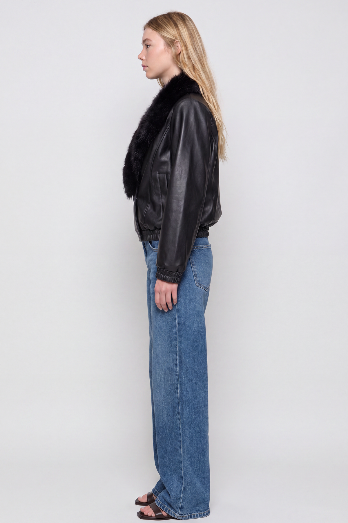 BOMBER EFECTO PIEL CUELLO PELO