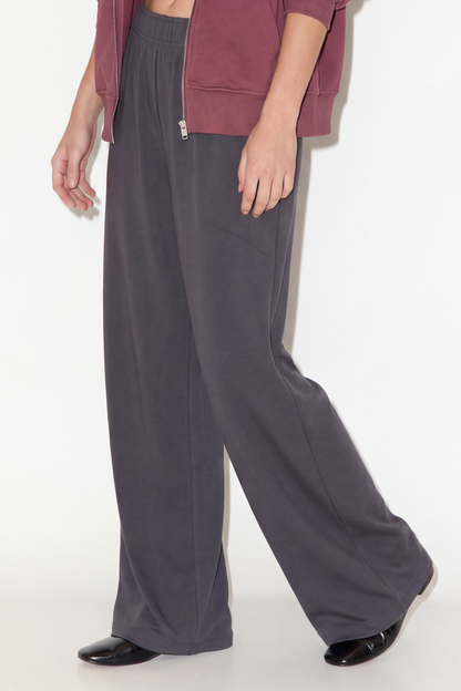 Pantalón wide leg con modal