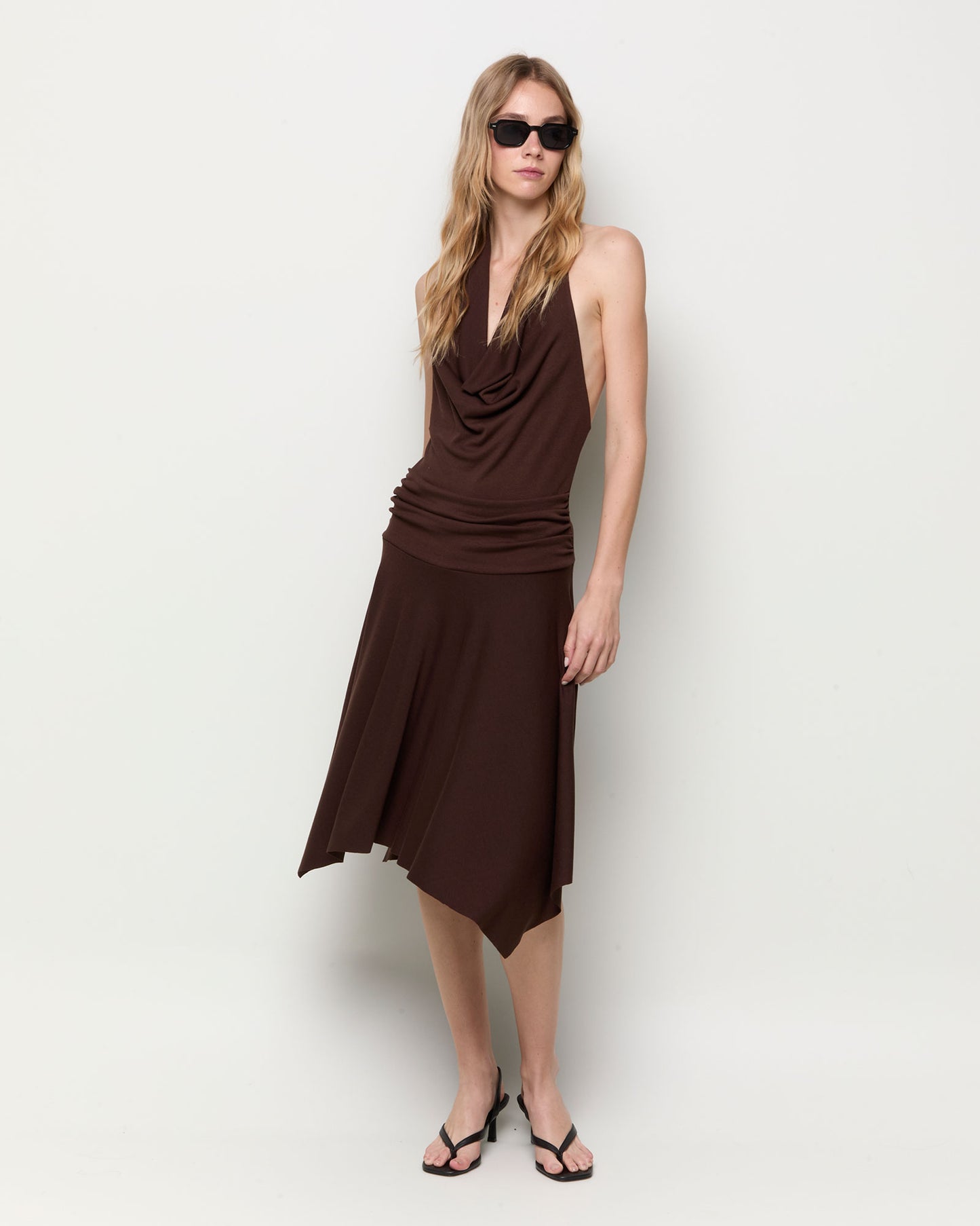 Vestido halter drapeado