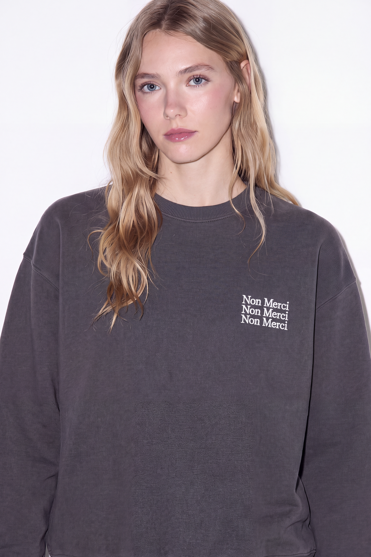 Sudadera cuello redondo texto