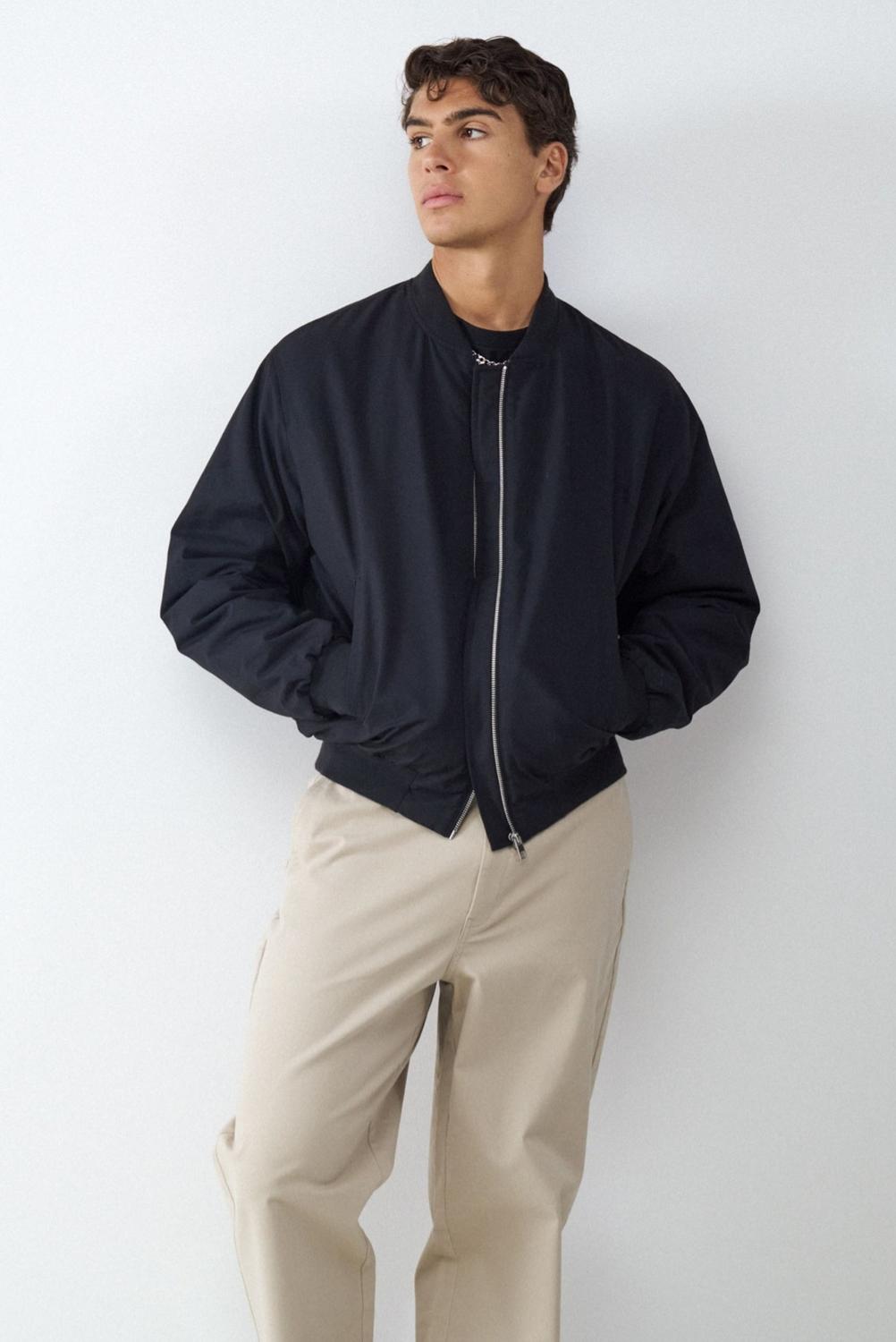 model_front_5JPAQWx6JlhXDEyYrVjvHpm34nx_preview.jpg