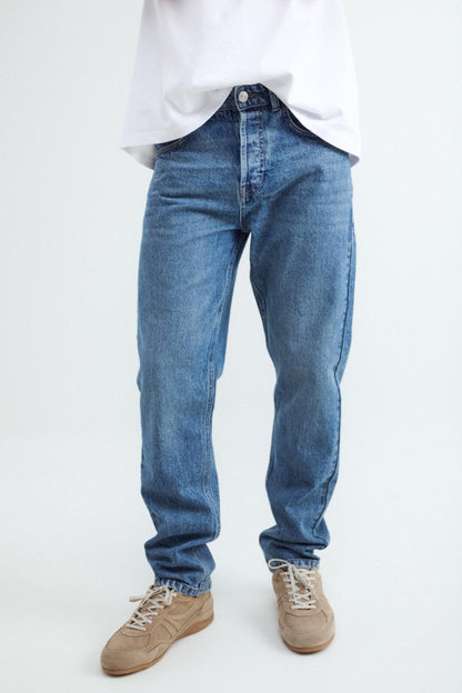 model_front full_5MZMEnowGmcqWgr39RvGU4AVRrX_preview.jpg