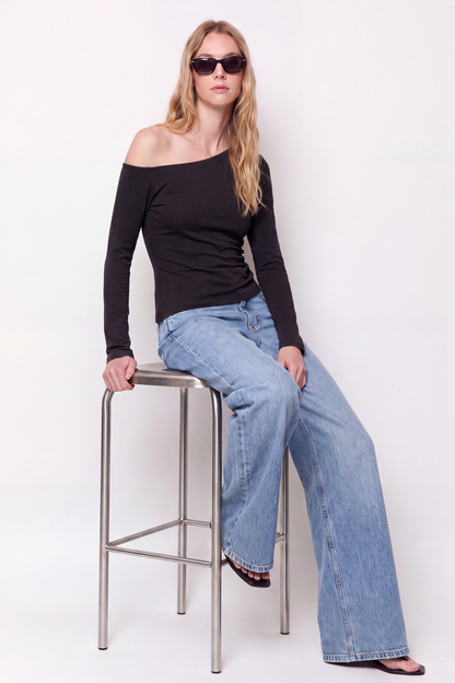 model_front full_5mjBQgnop7cRRbBewmNgskA7awy_preview.png