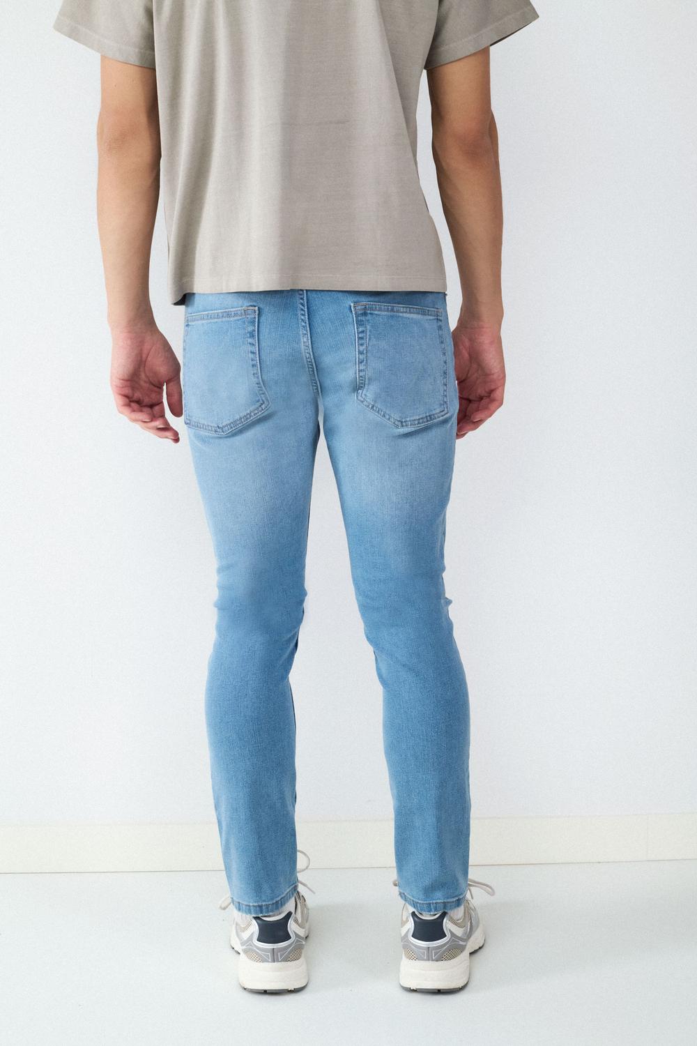 model_back_66NZ536wAgf690MgYem1ImDNJYo_preview.jpg