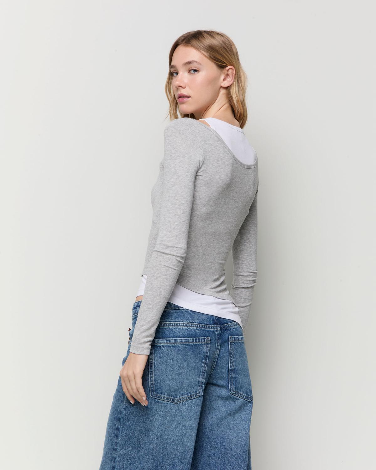 model_back_6jemAjNWR4IBlg1VJBodc5dGN4Qb_preview.jpg