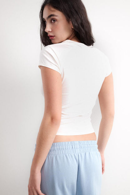 model_back_9weydDQoKvFlgzZ4pojRhN0Aa0R_preview.jpg