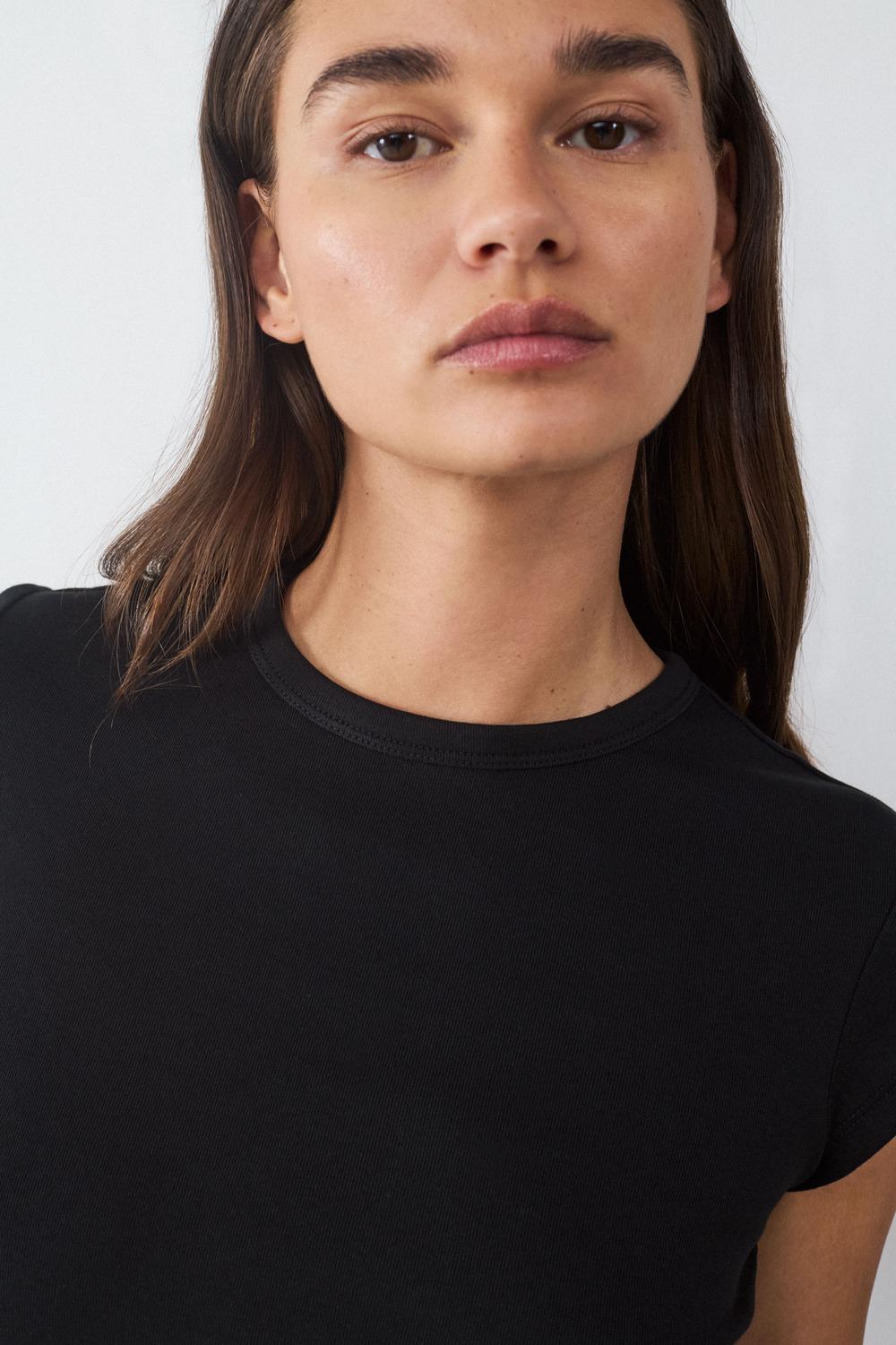 model_detail_AeVzDQly3ntgQgKyN16PIbKp6bb_preview.jpg