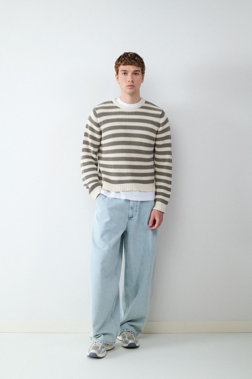 model_front full_B14Dn3kYpbHpqKPYg0pPckjzlVM_preview.jpg