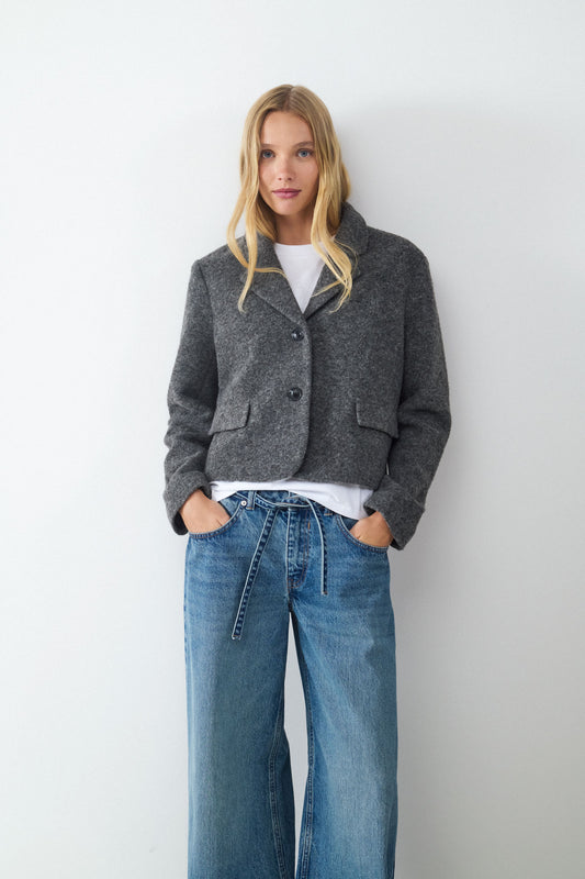 Chaqueta corta efecto lana