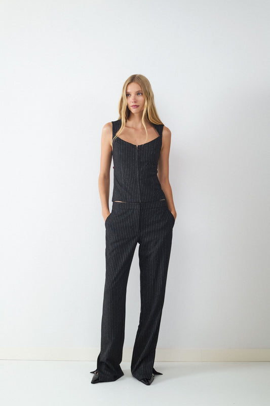 PANTALÓN ABERTURA RAYA DIPLOMÁTICA