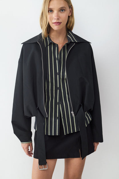 CHAQUETA CORTA CINTURÓN