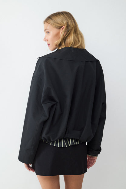 CHAQUETA CORTA CINTURÓN