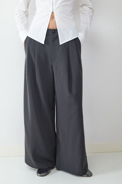 PANTALÓN TRAJE PLIEGUES
