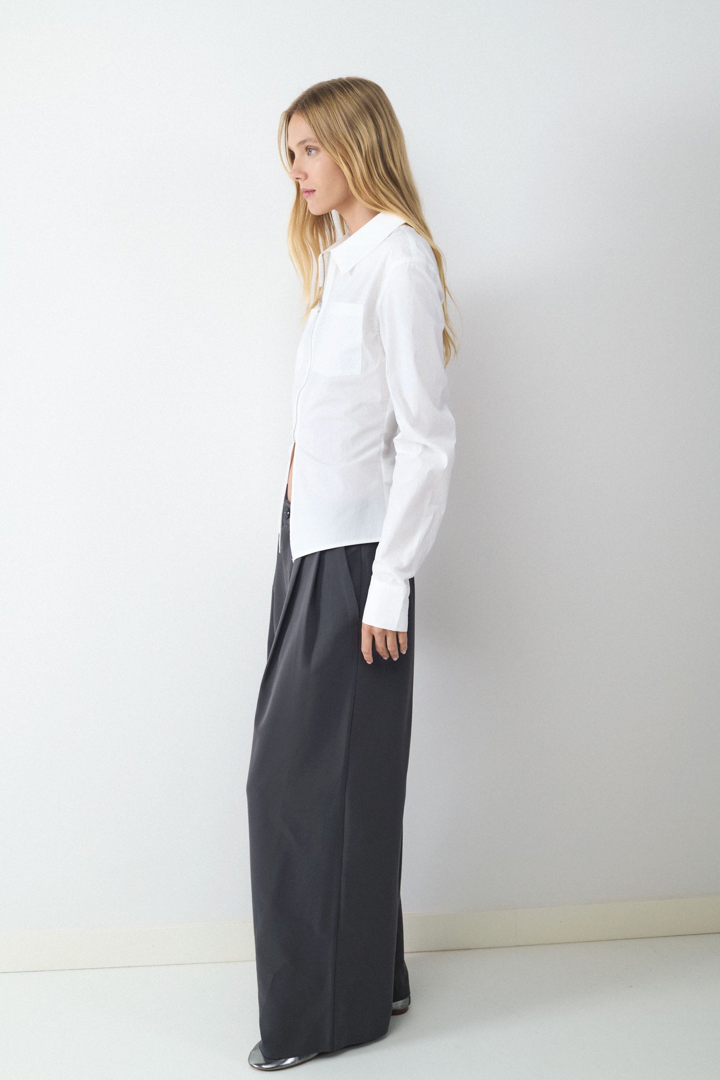 PANTALÓN TRAJE PLIEGUES