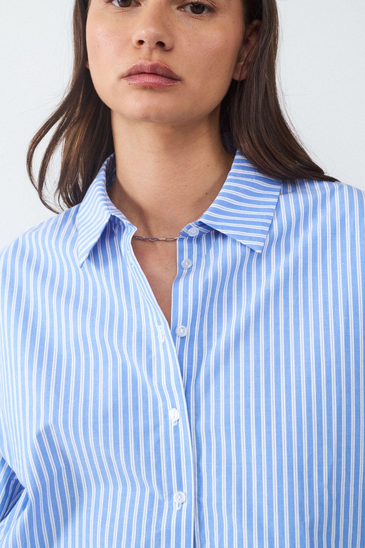 Camisa asimétrica rayas