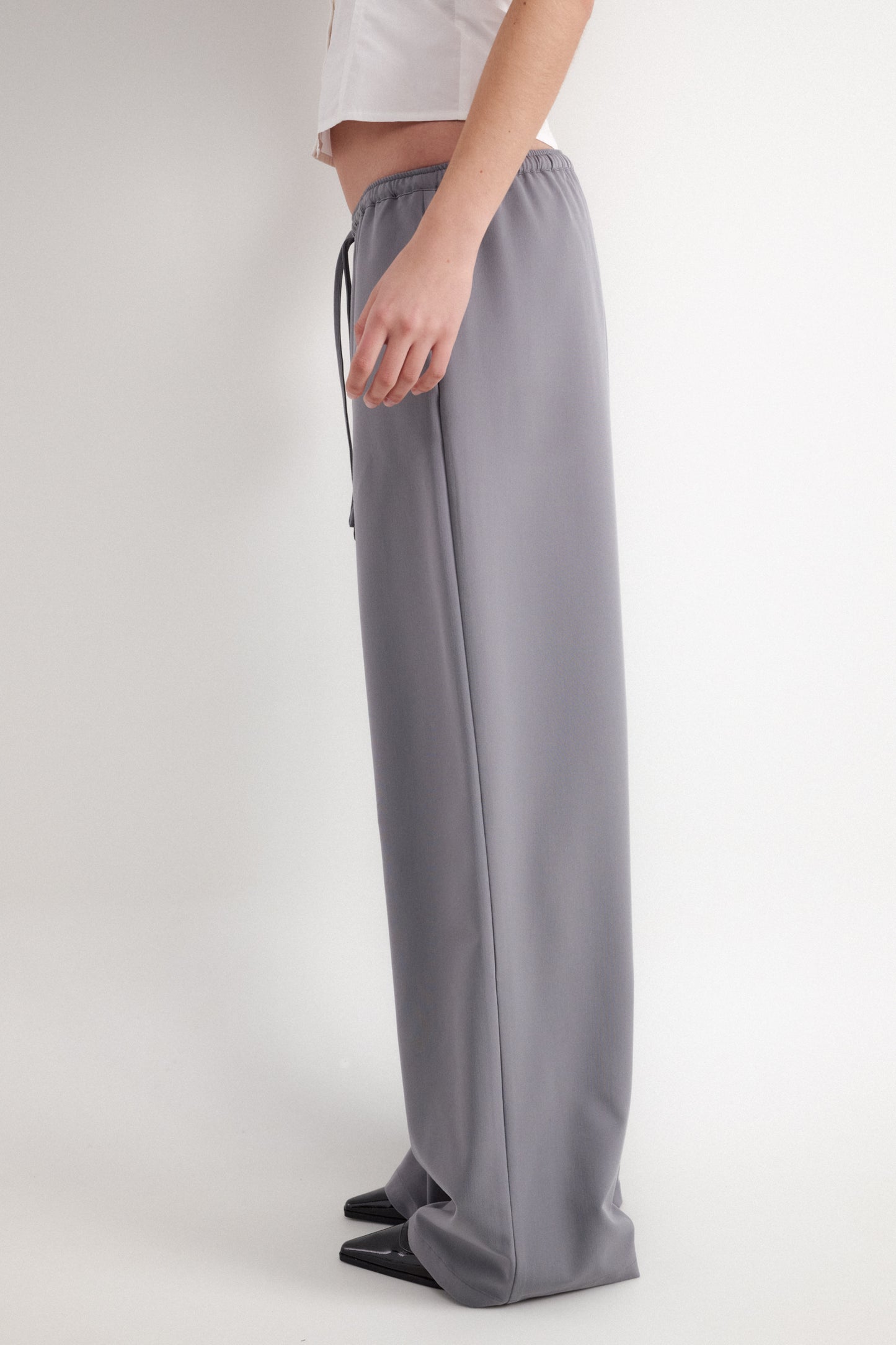 Wide-leg Jogger Pants