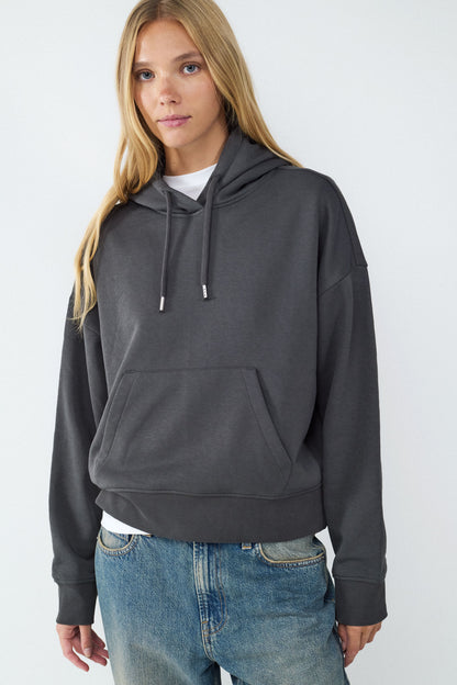 Sudadera básica con capucha