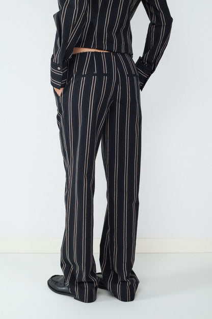PANTALÓN RECTO RAYAS