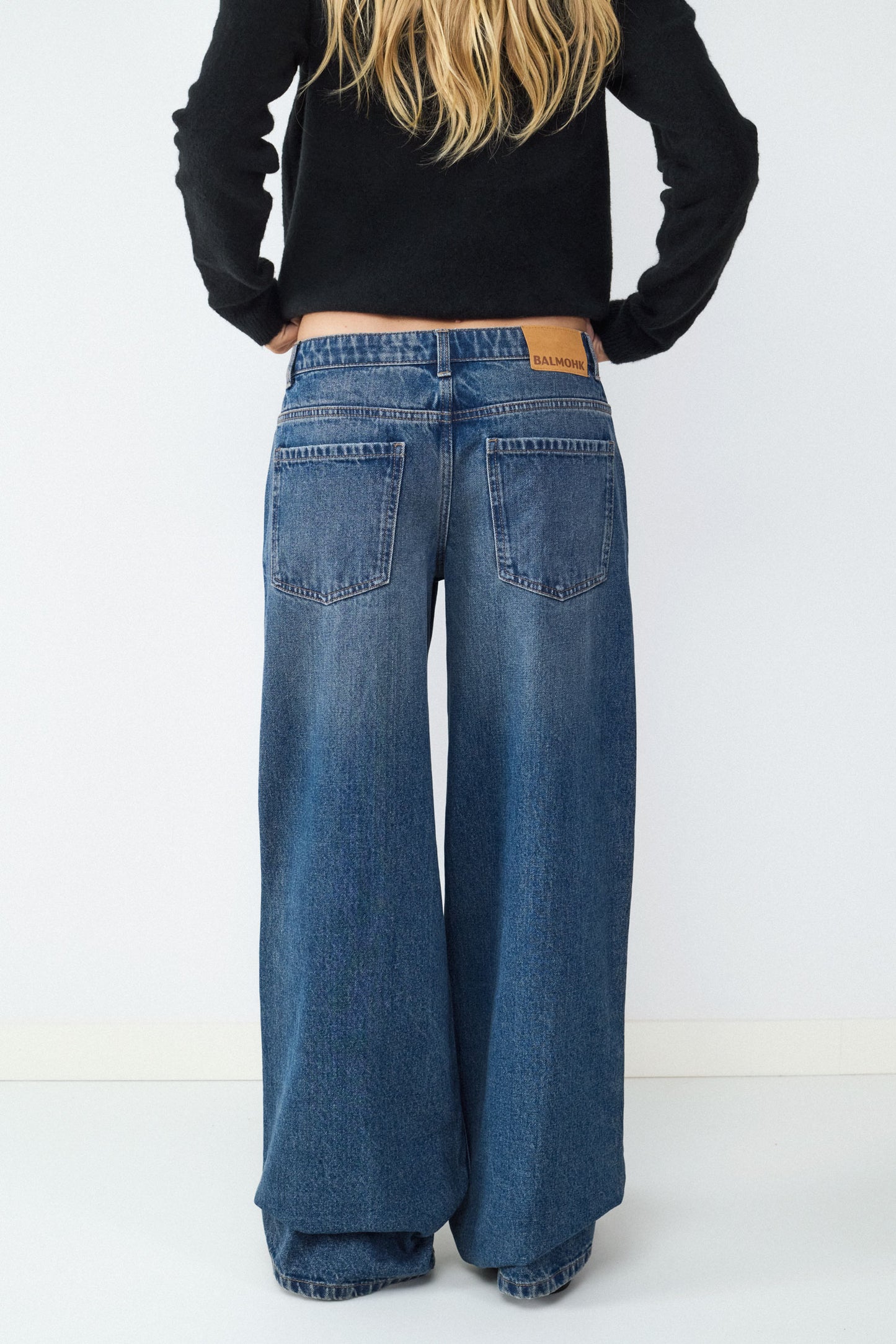 JEANS WIDE LEG TIRO BAJO