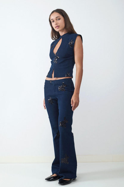 model_front full_BAdmabJ1VxcxYPZMblN9Fbpnz3y_preview.jpg