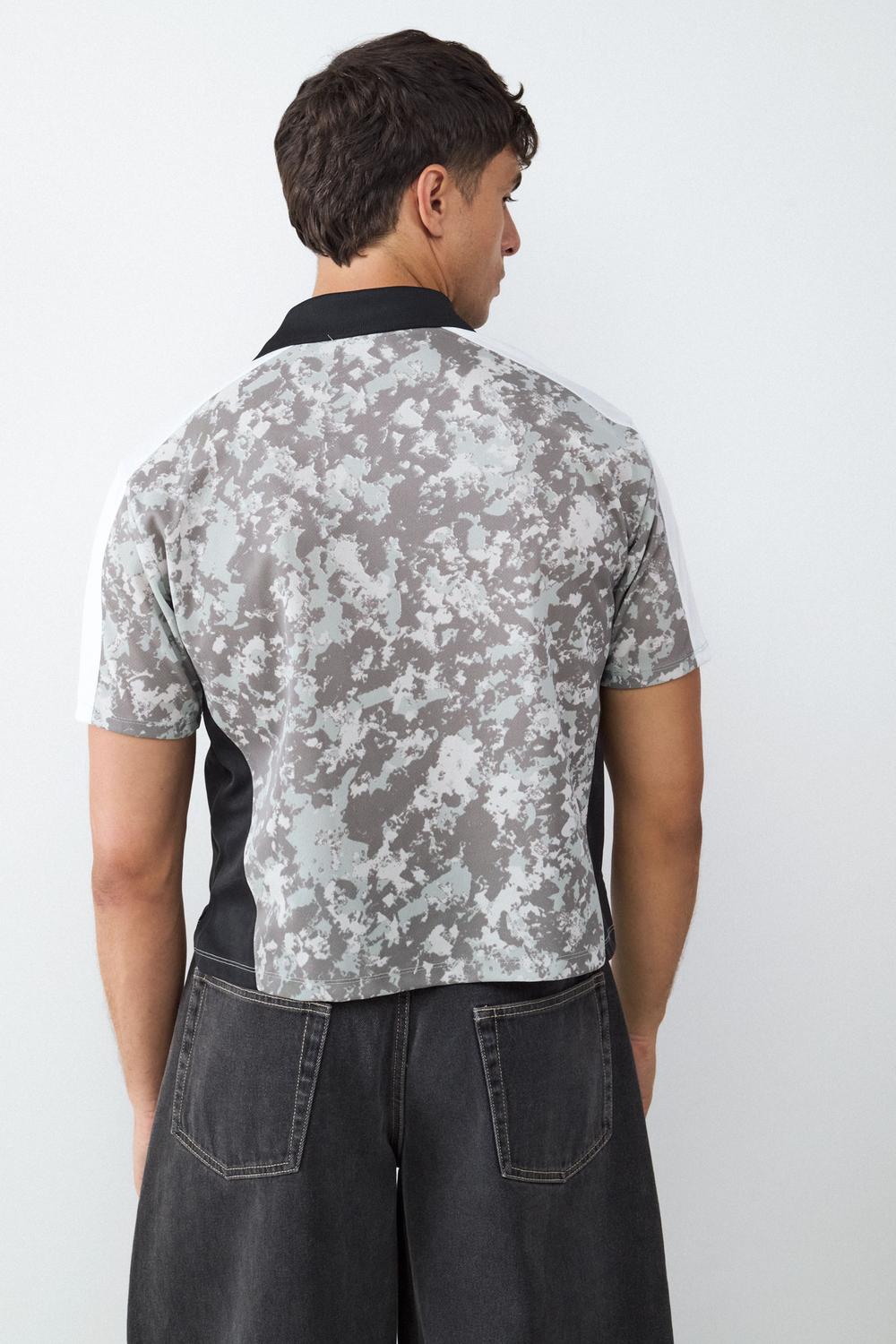 model_back_DkWDA3rqAQFABeZ5pr6dspYzPZp_preview.jpg