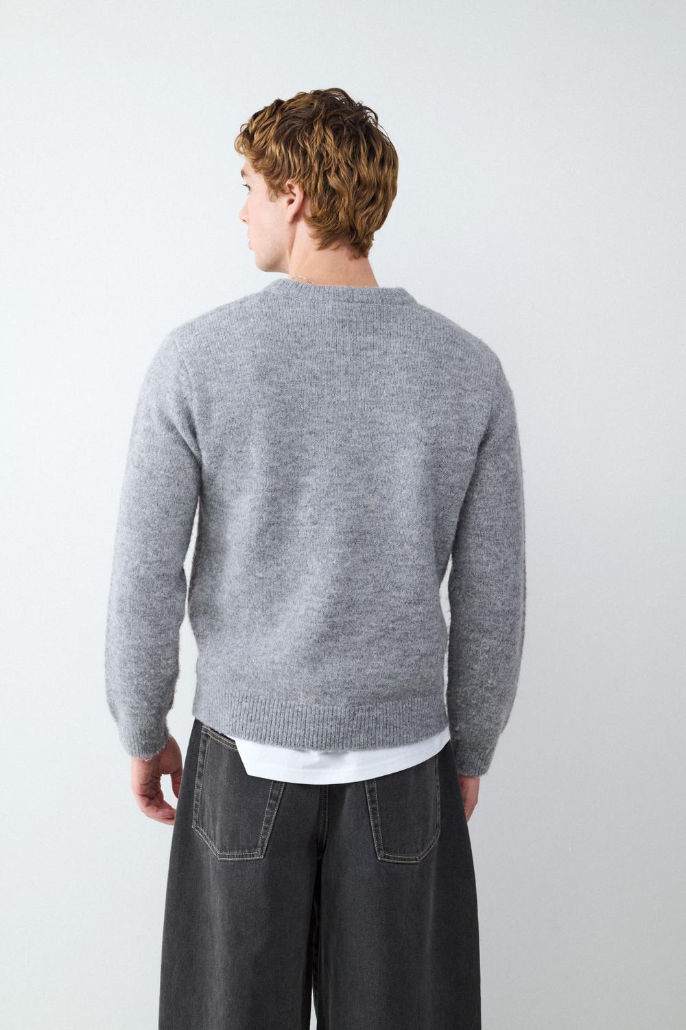 model_back_E6ngyjdw7yhNq0VadEdNiQpA6A9_preview.jpg
