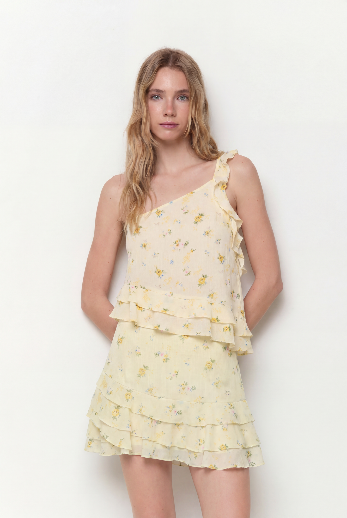 Floral mini skirt