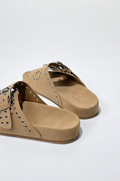 Buckle sandals