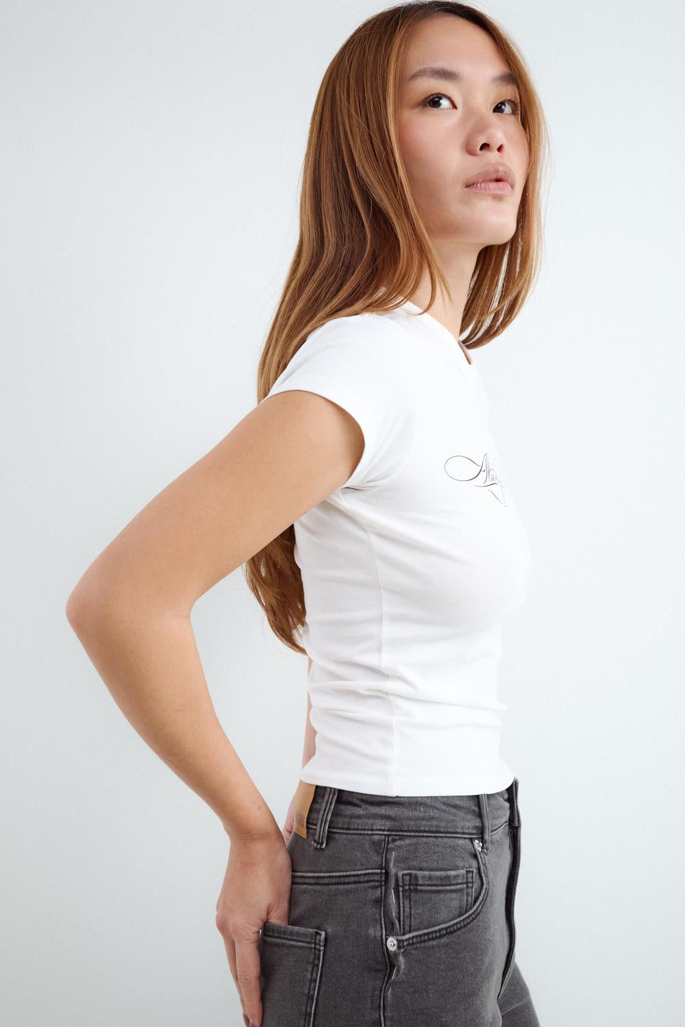model_front_GaWyawJo6jtZW4AZjYjeh3Nkx7B_preview.jpg