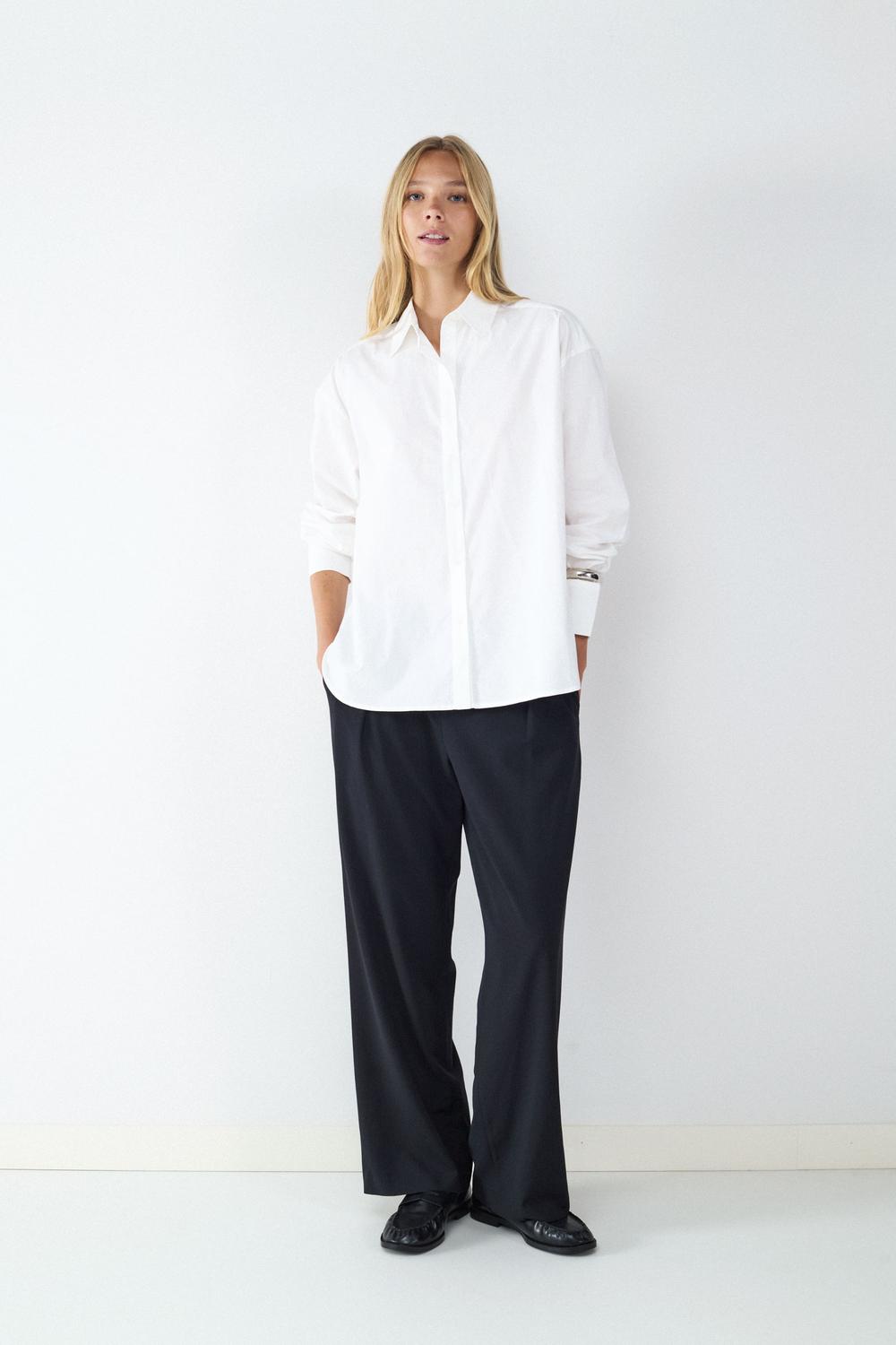 model_front full_GmmaGpVmAQfd0kQZkXgDsQD6dy3_preview.jpg