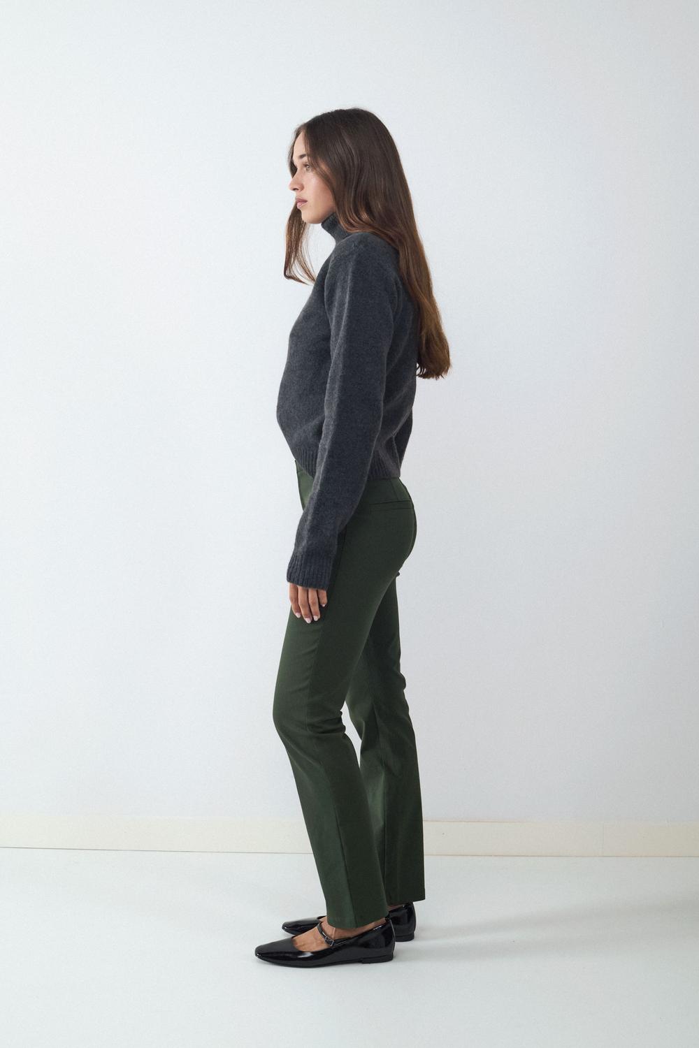 model_back_GvvG9Al5PKsvzXxrKQdQS9abGE0y_preview.jpg