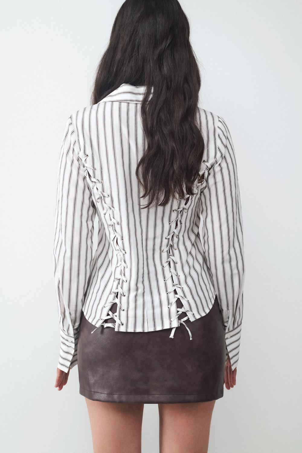 model_back_JMl6bzwQxgtpZ3YyveYdIANyDKM_preview.jpg