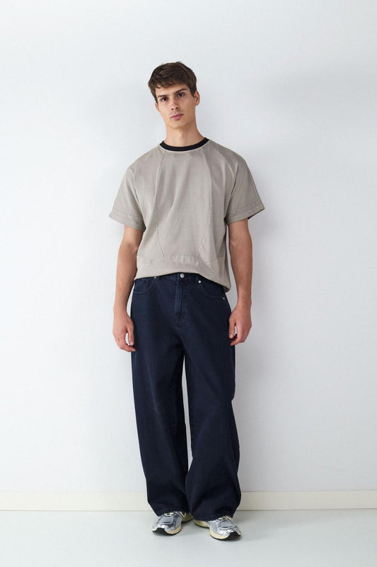 model_front full_K9djvoyNWZinRRqJJ6DysmNDxGJ_preview.jpg