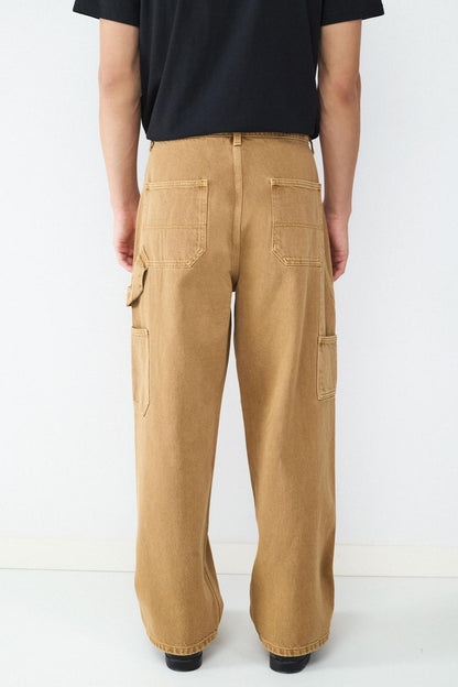 model_back_KrbzRmo3YDi6oDVlJRJoH1RaQqx_preview.jpg