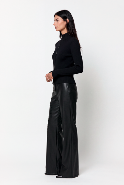CAMISOLA DE MALHA BAL COM FECHO TOTAL - Preto