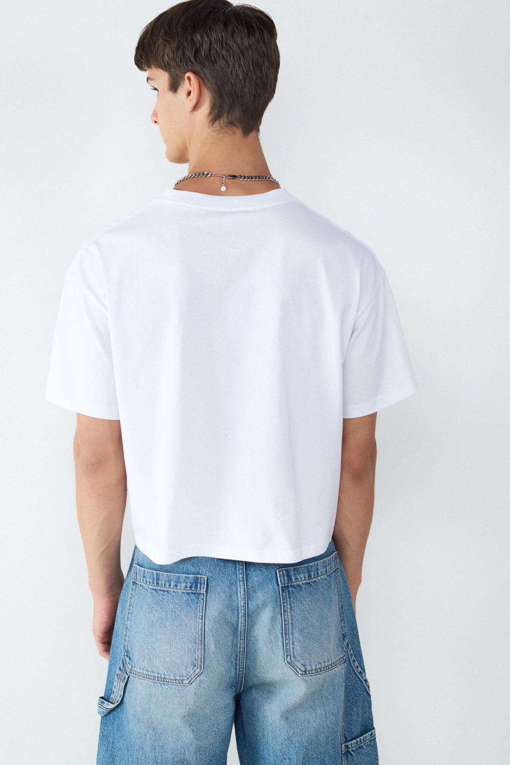 model_back_NlRdymGpn7SnXzQMmy5BcbQxkbB_preview.jpg