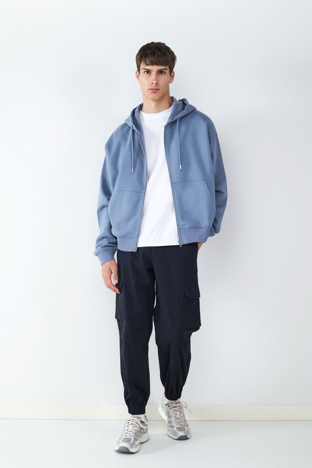 model_front full_QVmmbwwg6xiMDNpWjWWQU64QzY5_preview.jpg