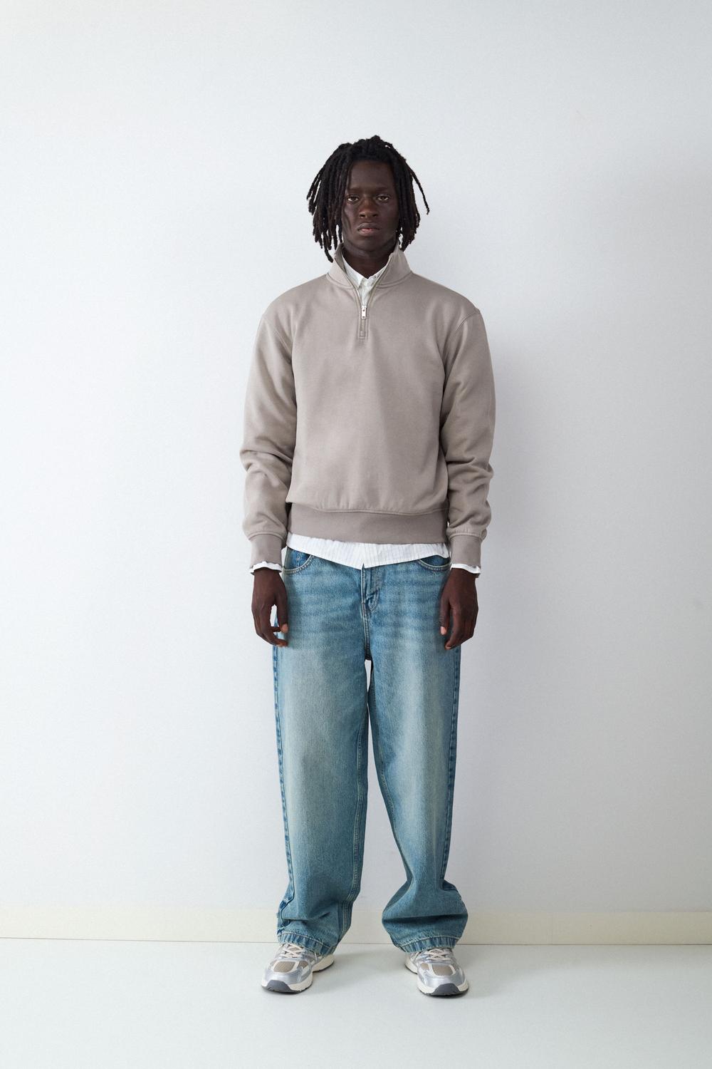 model_front full_QeGPlWNp4BfpX0MrMeMncZYarZn6_preview.jpg