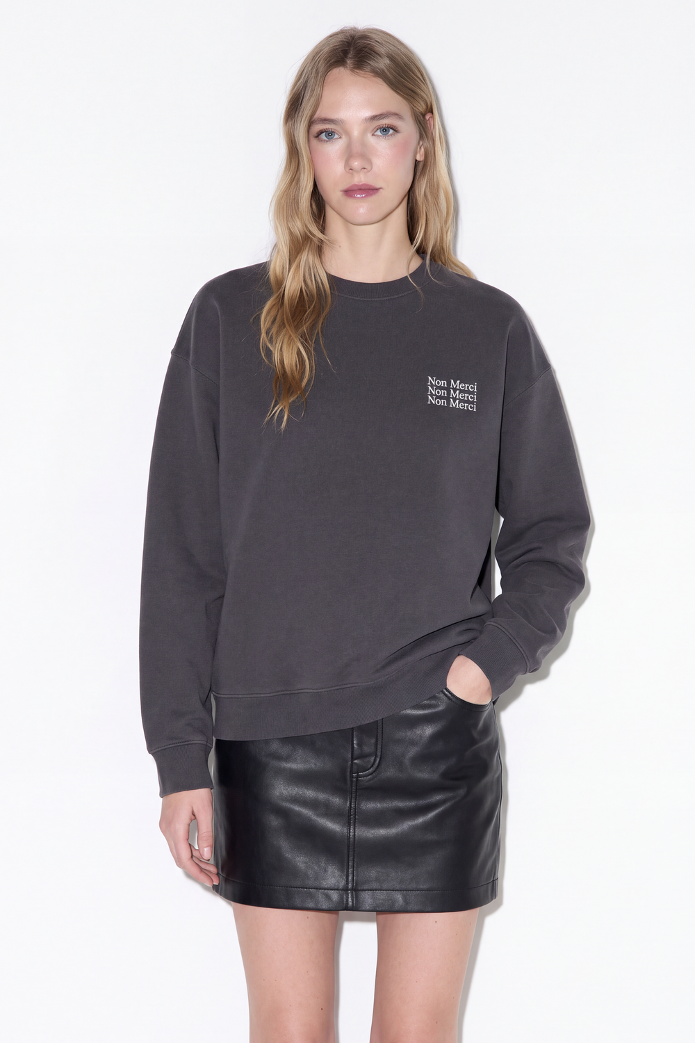 model_front_QvBjqm5j34hd63jw43KBSZYwQRGX_preview.png
