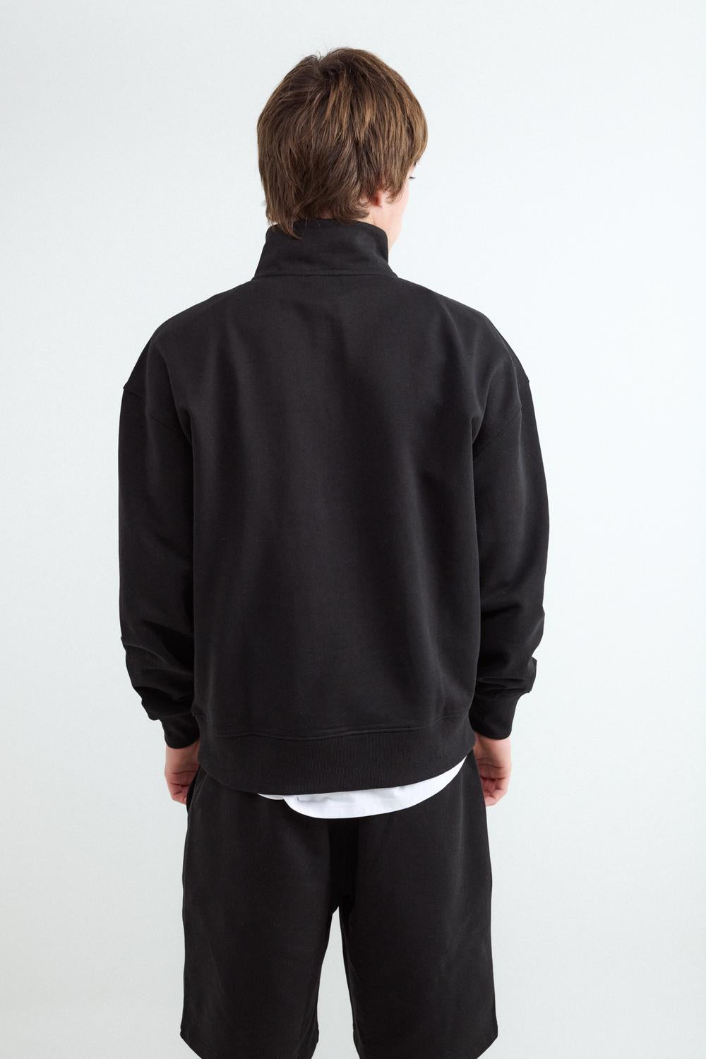 model_front full_QykWYZE0WZfWn1J4q6YQTEdvGb1_preview.jpg