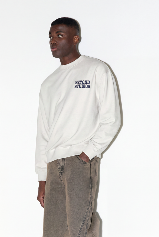 Sudadera Print Beyond Studios