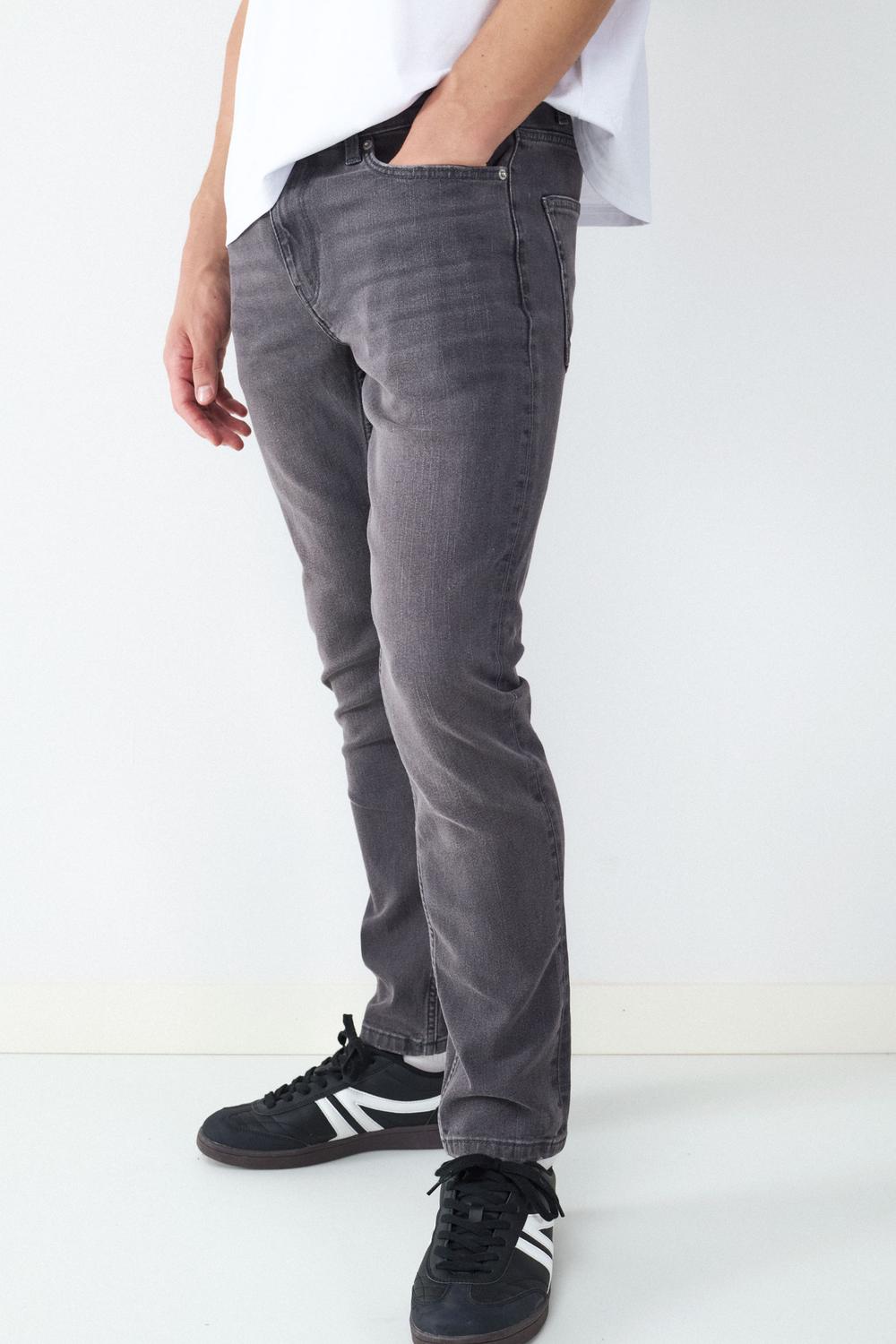 model_detail_VPQlr6Ro0dTY935b3MqeUw71bR4_preview.jpg
