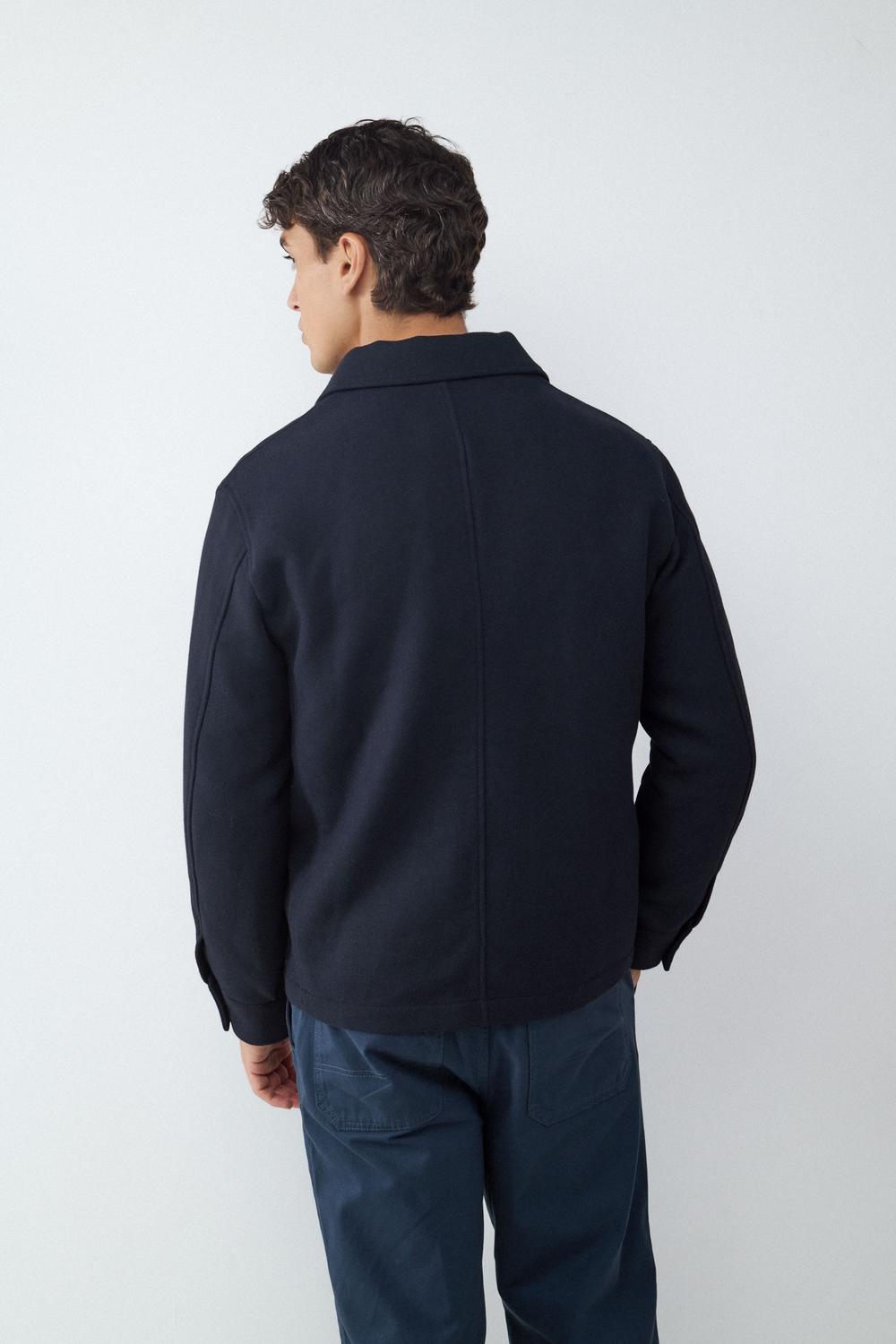 model_back_VjeRGdpr9qIB1joKrjvjiQqEDZW_preview.jpg