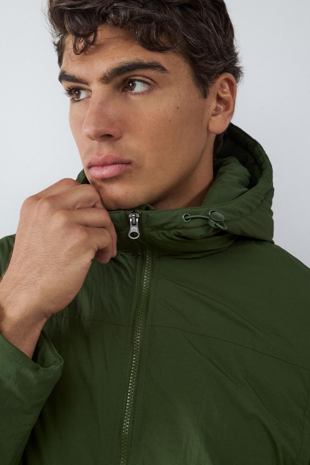 model_detail_WEzyx9WJR4cmNoWv3b6YTjQbobmA_preview.jpg