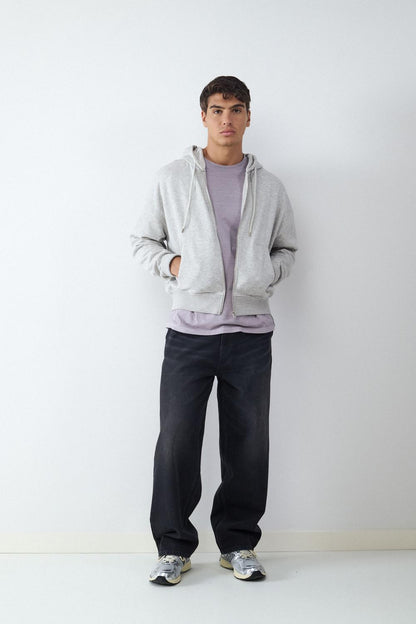 model_front full_XEWrDnojn4iDlRV6XagATnK6wne5_preview.jpg