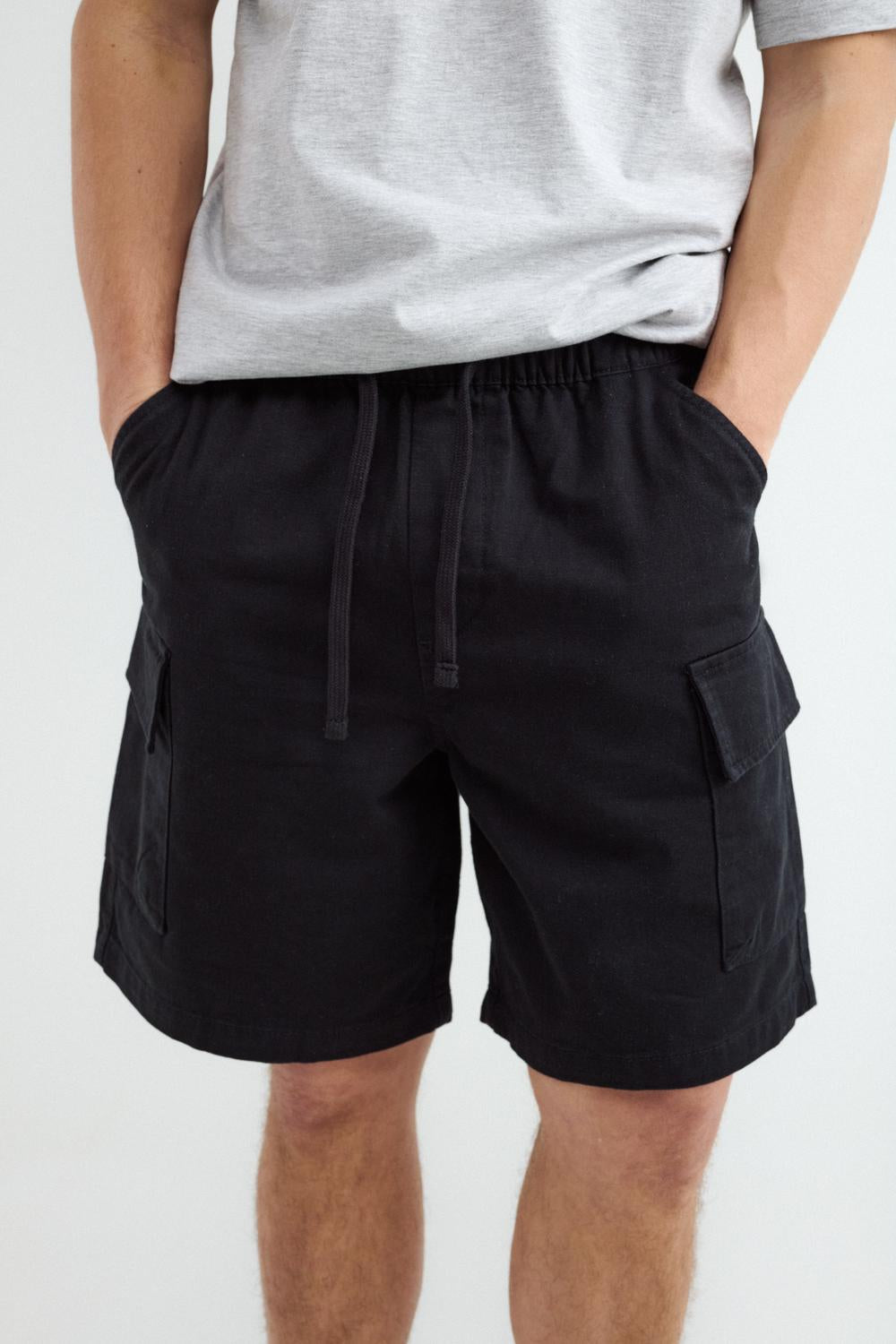 model_front full_XzrrngoWG3InRwJnVA5XtnEA7vnz_preview.jpg